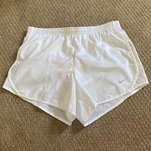 Nike youth large white shorts